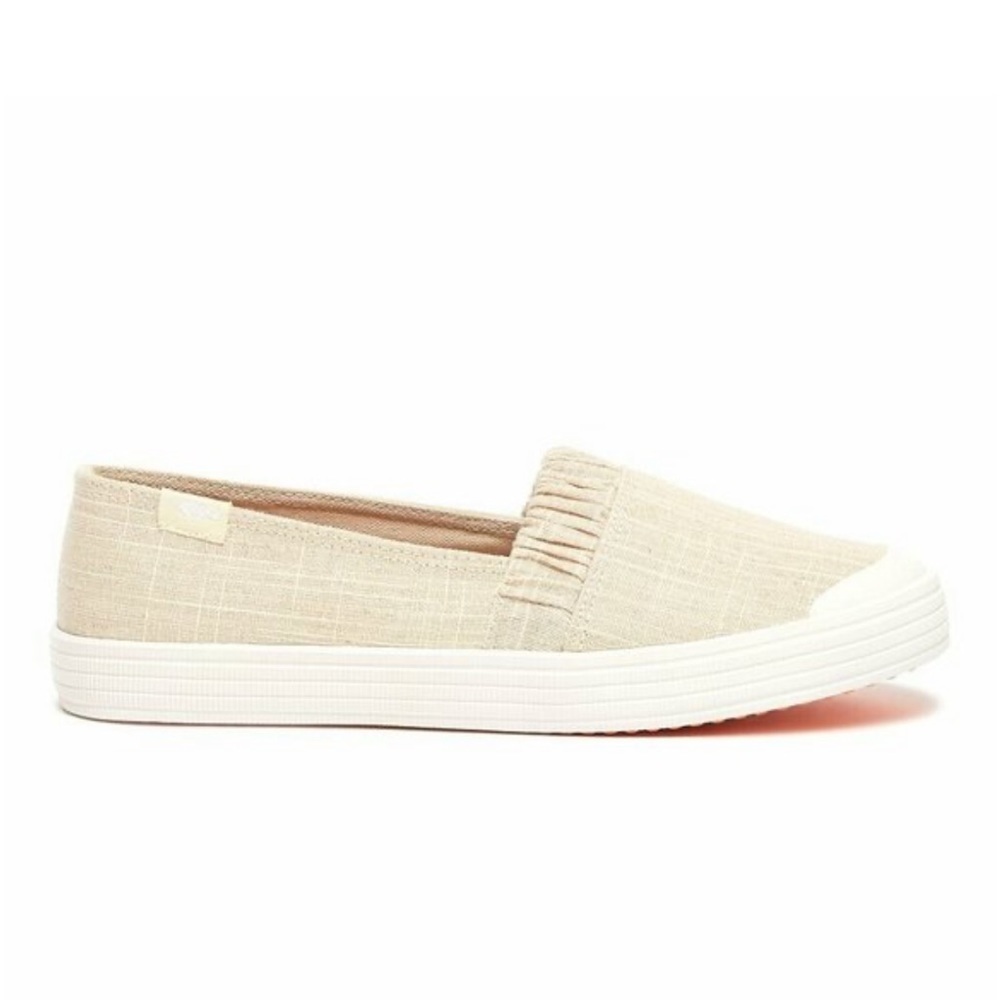 NEW Rocket Dog  beige and white clea slip on sneaker size 10